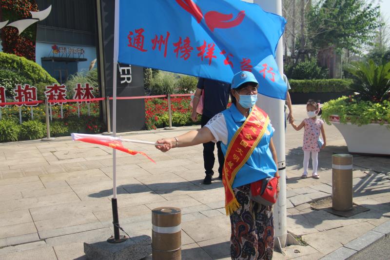 <strong>躁女子小逼</strong>